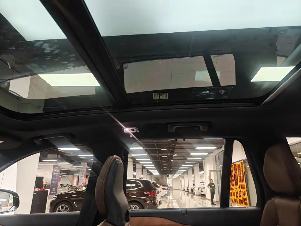 Volvo XC90 2021 B6 Luxury 7 мест