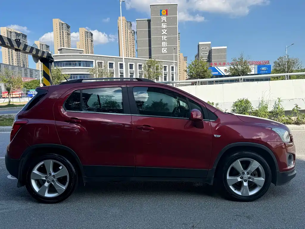 Chevrolet Trax — миниатюра 4