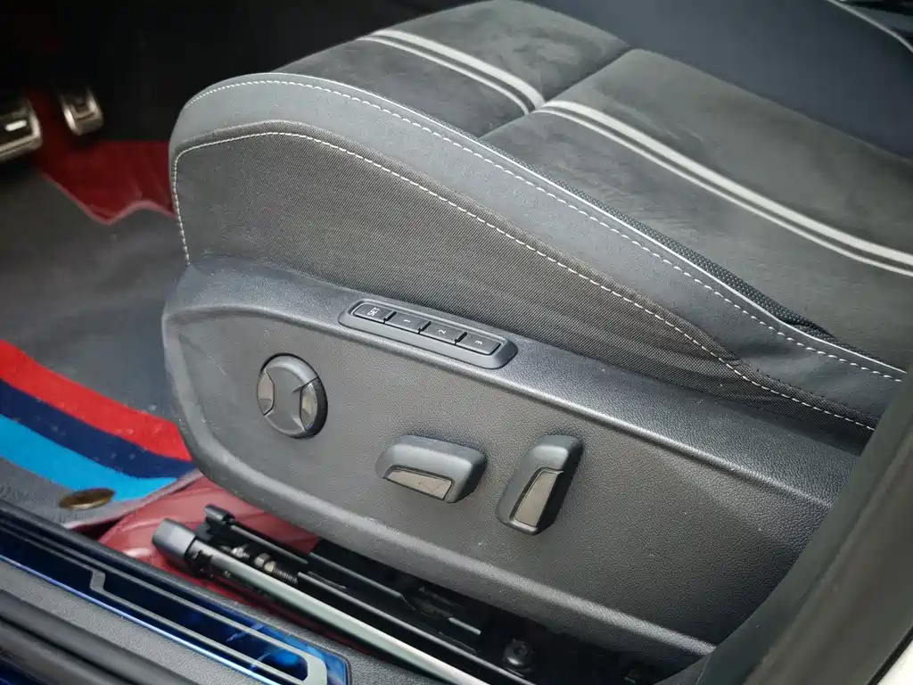 Volkswagen Golf — миниатюра 6