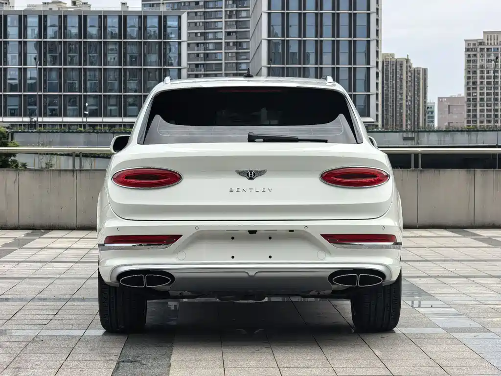 Bentley Bentayga 2023 4.0T V8