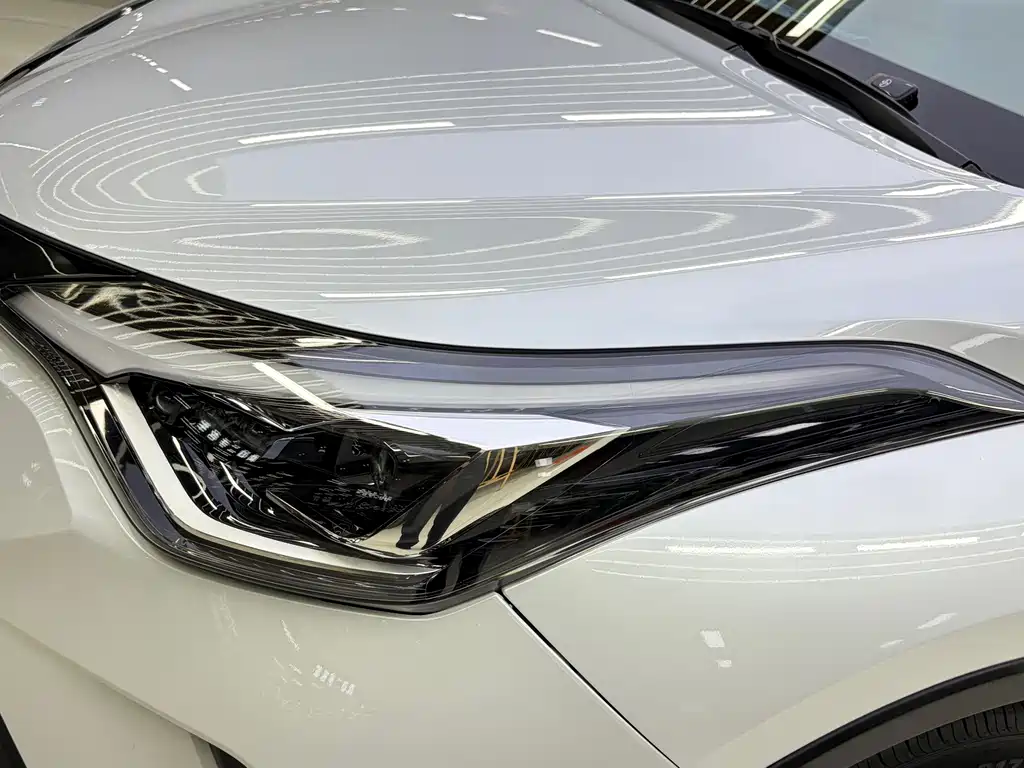 Toyota C-HR — миниатюра 10