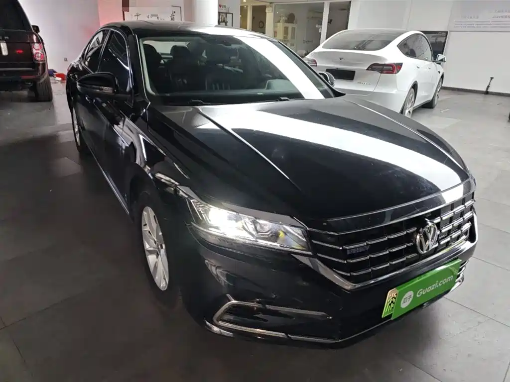 VOLKSWAGEN PASSAT NEW ENERGY