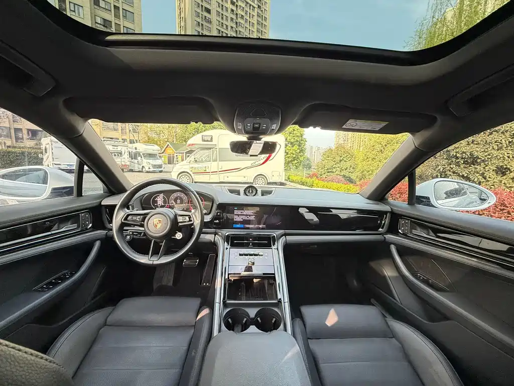 Porsche Panamera — миниатюра 4
