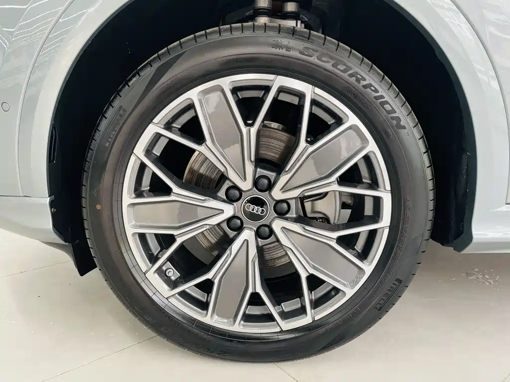 Audi Q5L 2026 2.0T Luxury