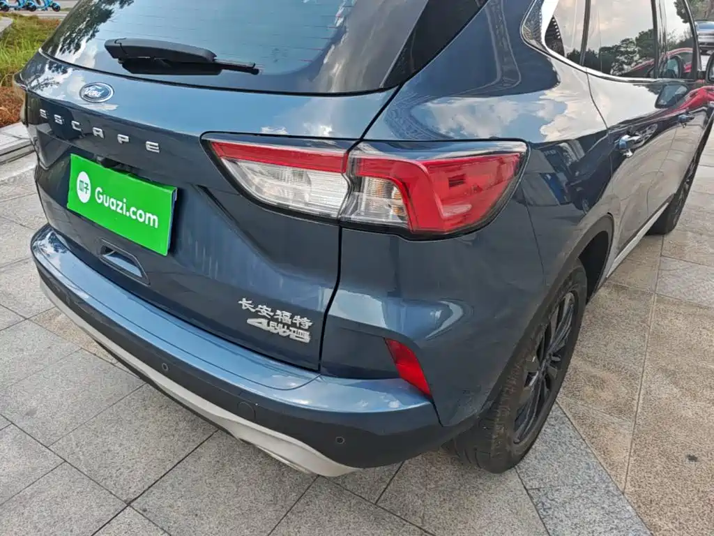 Ford Escape — миниатюра 8