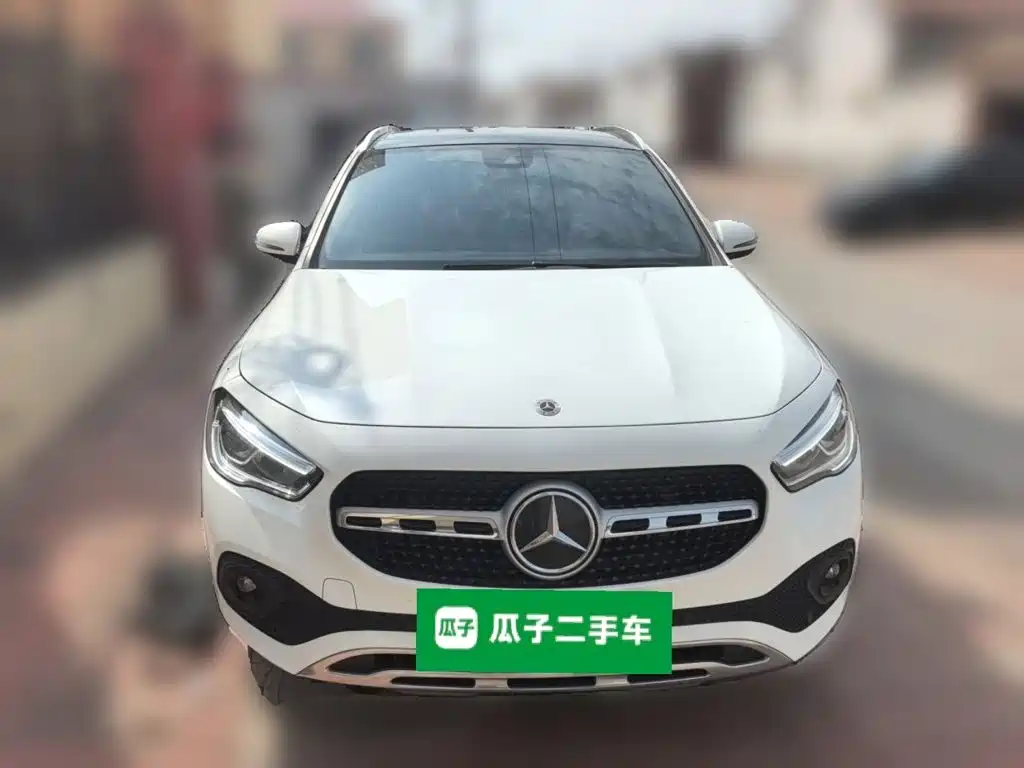 Mercedes-Benz GLA — миниатюра 2