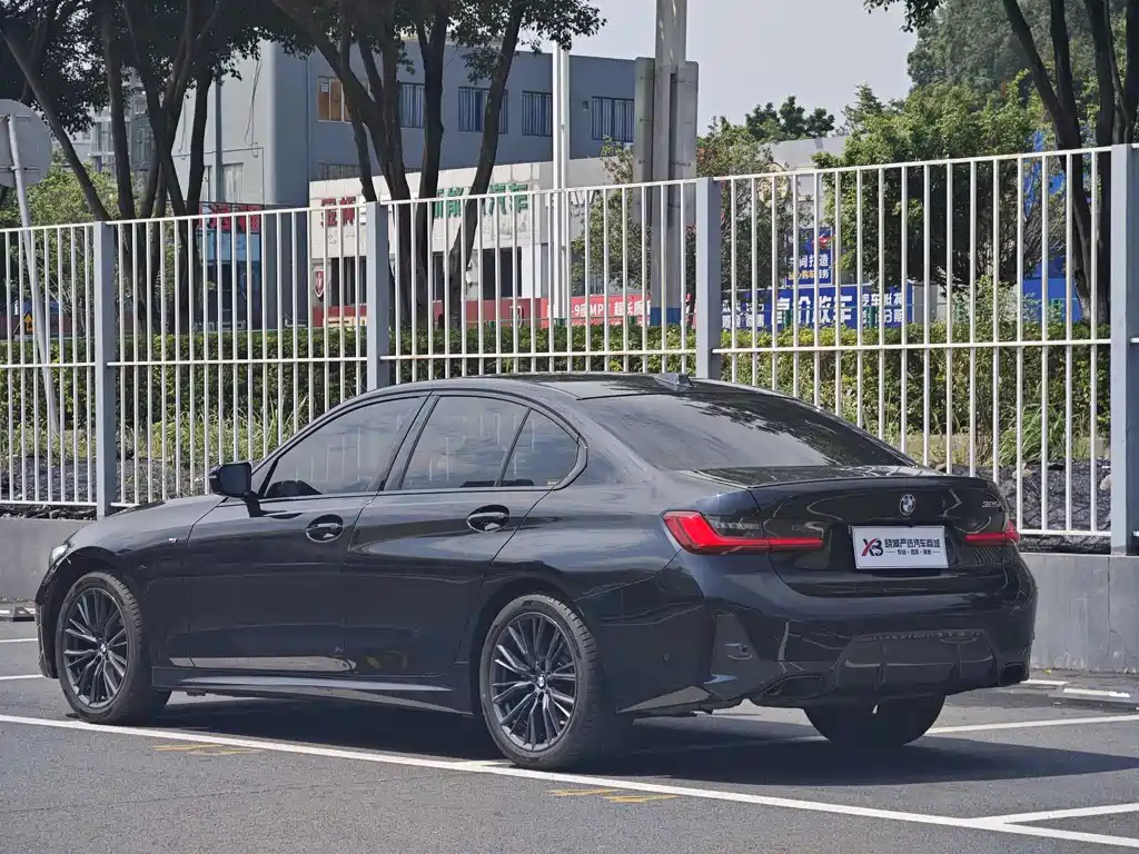 BMW 3 Series — миниатюра 4