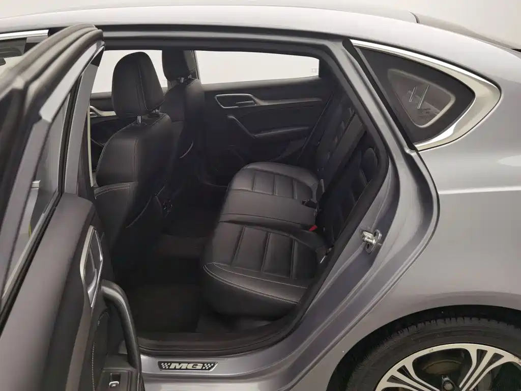 MG MG6 — миниатюра 15