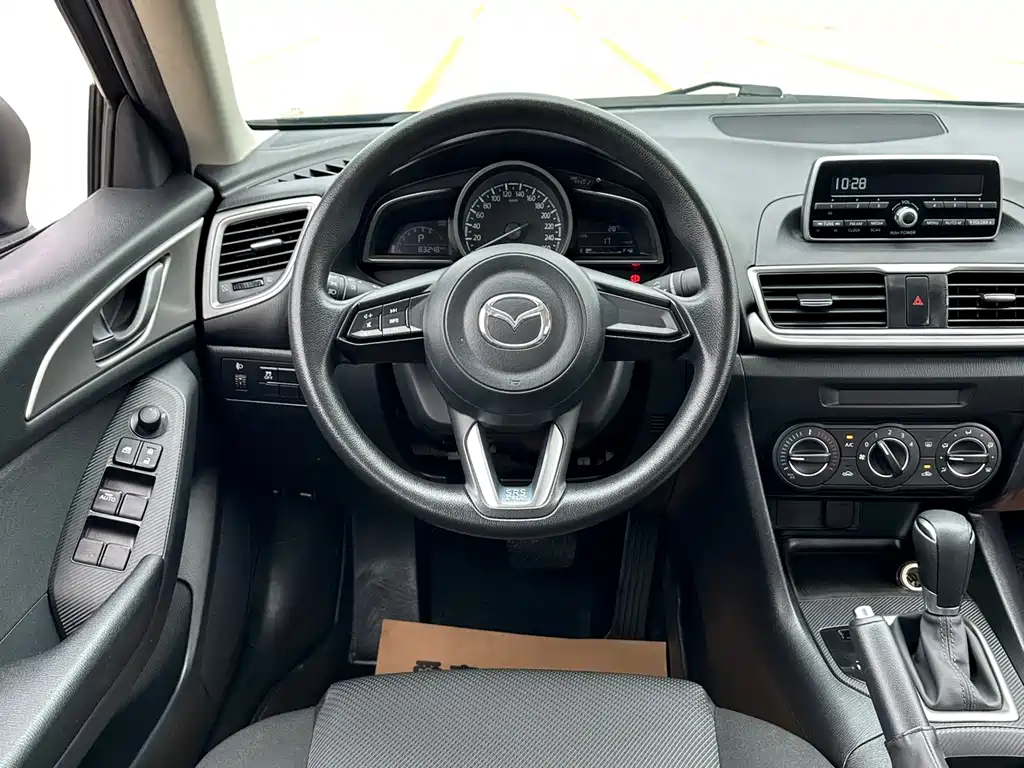 Mazda Mazda3 — фотографии объявления, Фото 22