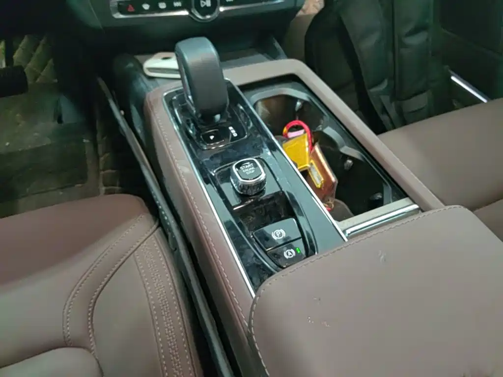 Volvo S90 — миниатюра 14