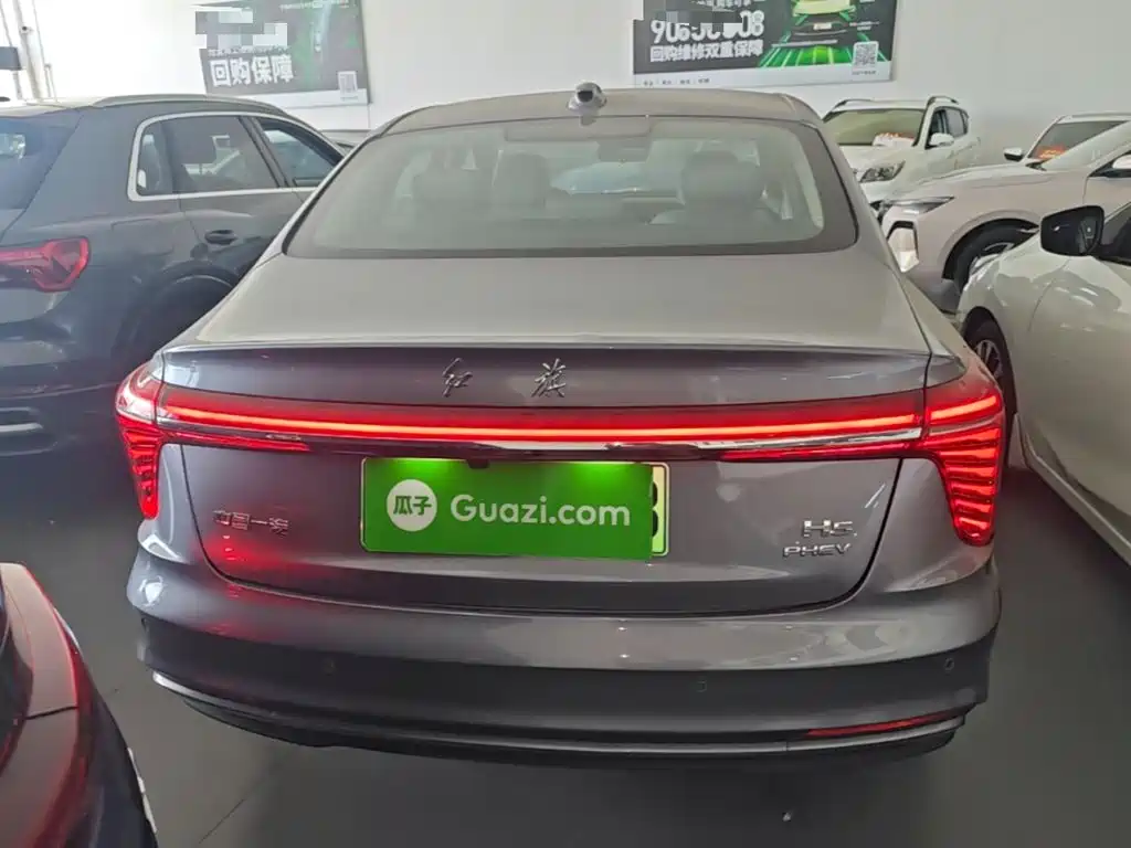 Hongqi Hongqi H5 PHEV — миниатюра 6