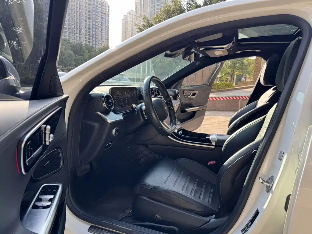 MERCEDES-BENZ C CLASS