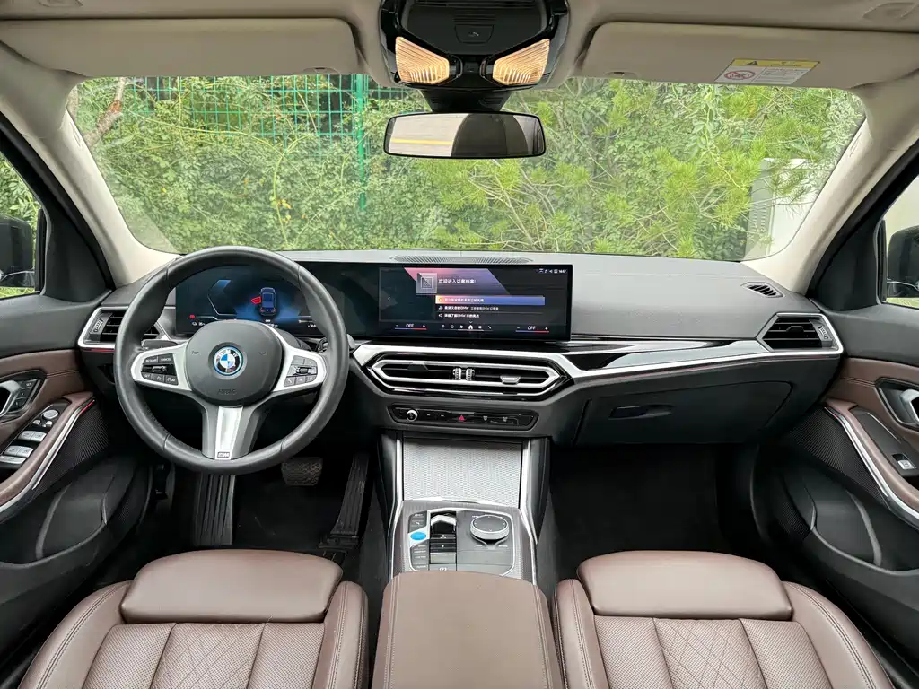 BMW i3 — миниатюра 13