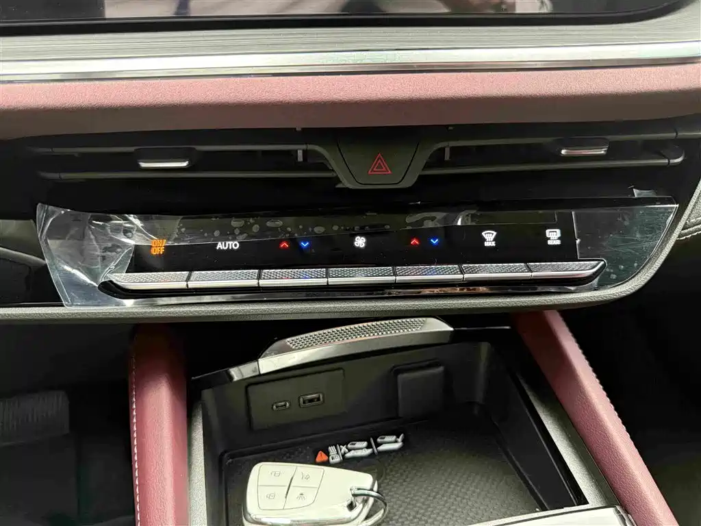 Buick Envision Plus — миниатюра 40