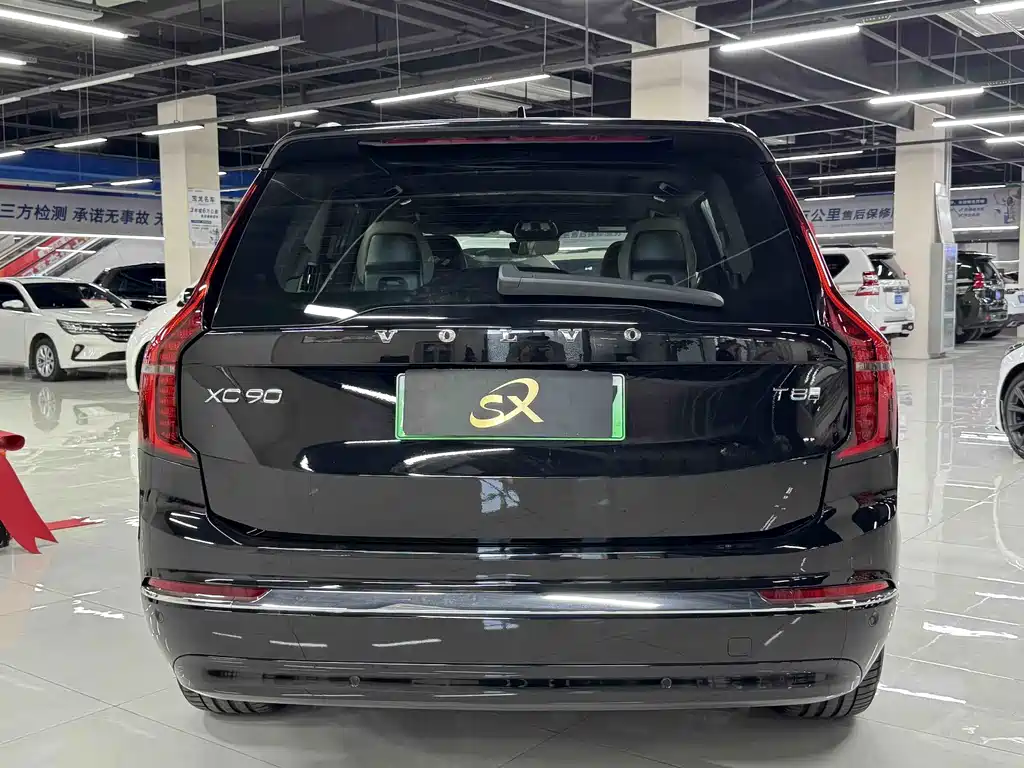 Volvo XC90 PHEV — миниатюра 5