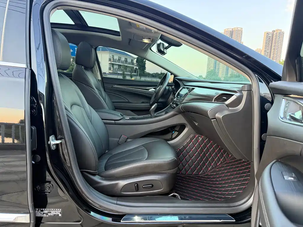 Buick LaCrosse — миниатюра 16