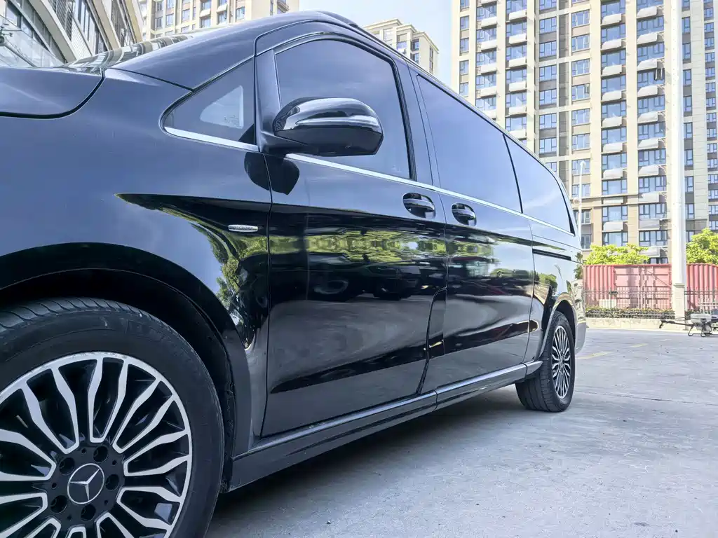 Mercedes-Benz V-Class V 2017 V 260 L Luxury Long Wheelbase