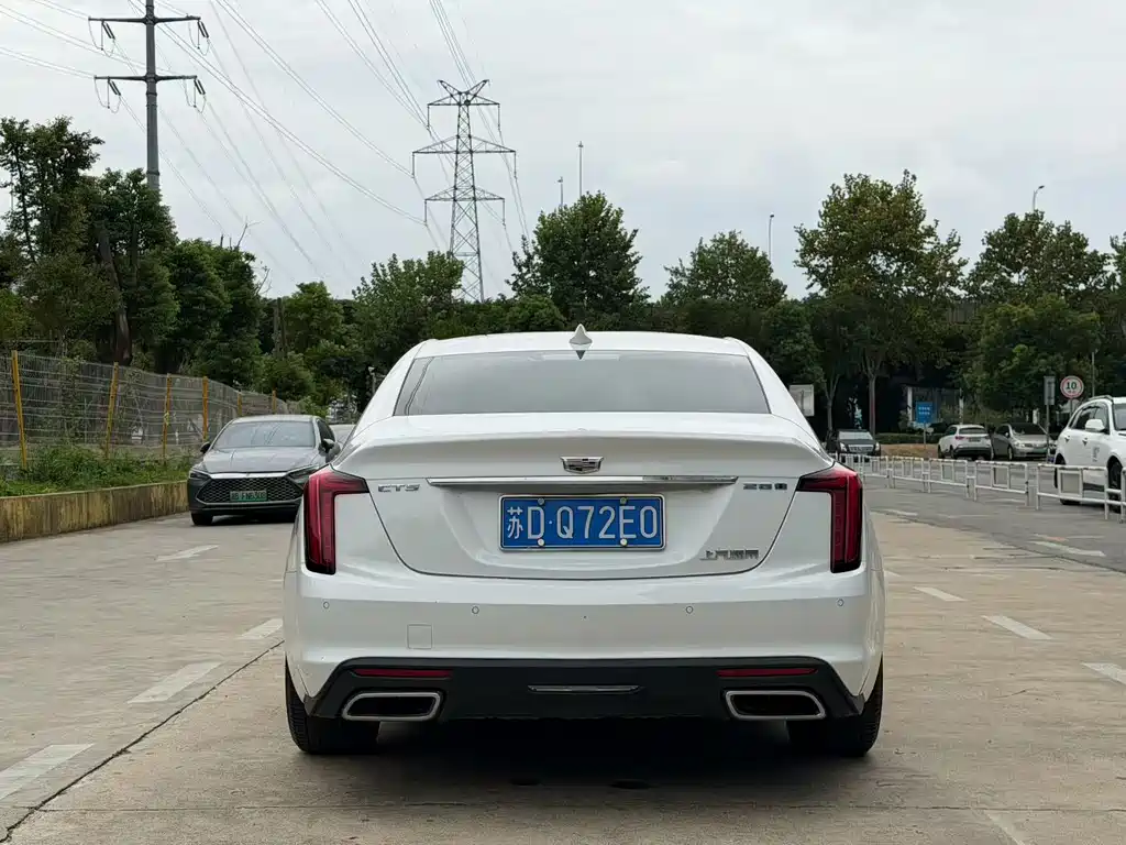 Cadillac CT5 — миниатюра 8