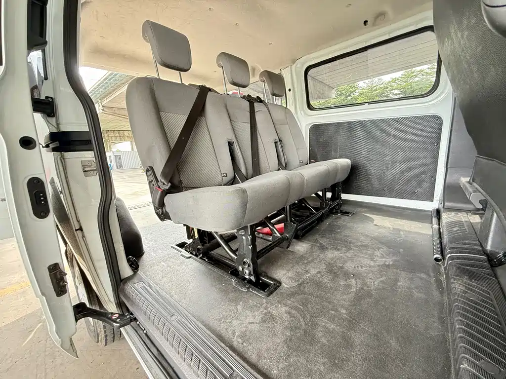 Ford Transit — миниатюра 13