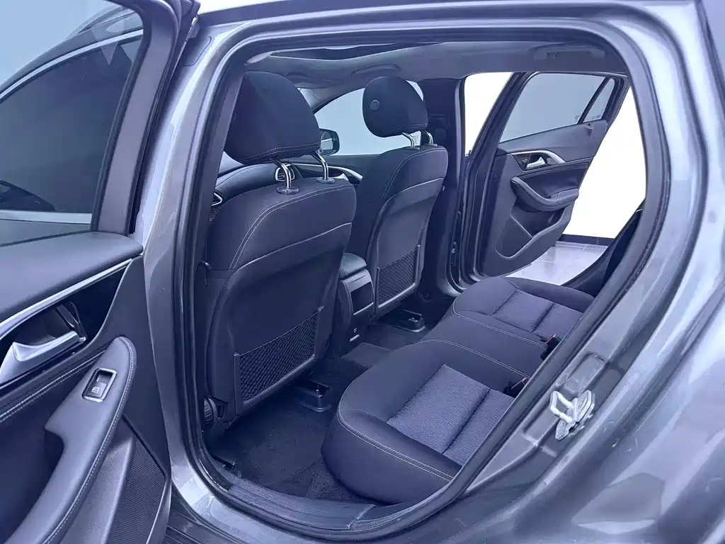 Infiniti QX30 — миниатюра 15