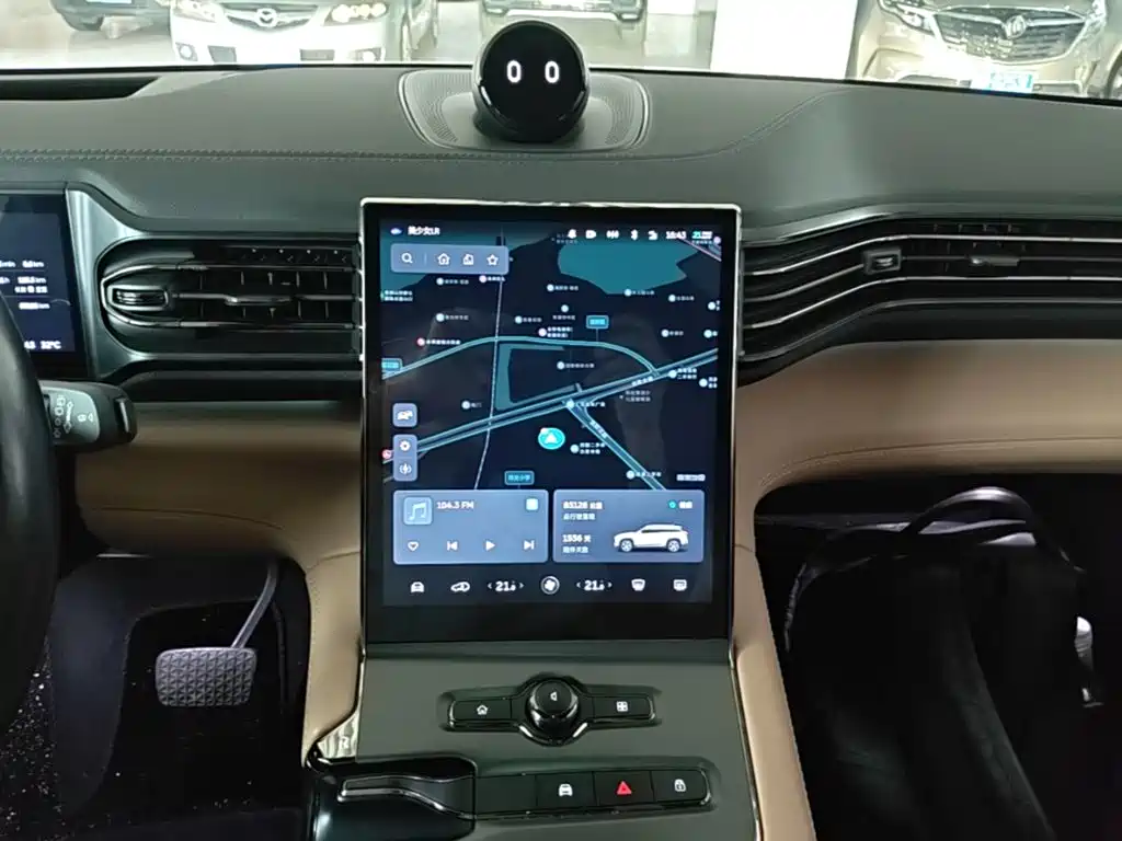 NIO ES6 — миниатюра 13