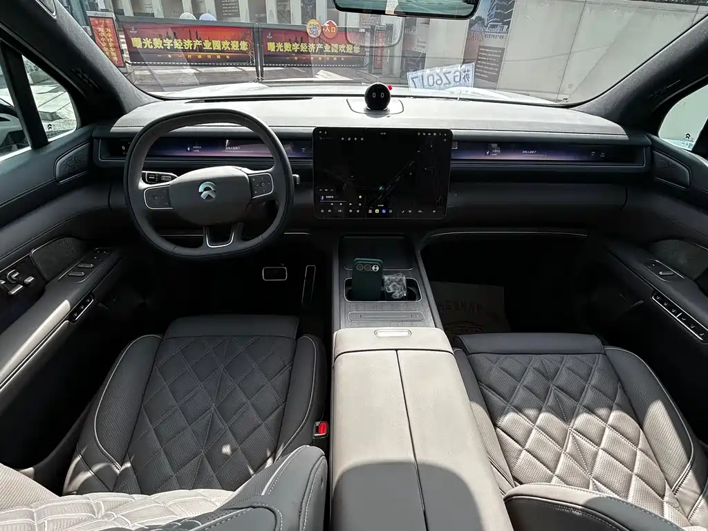 NIO ES8 2026 мест Executive Luxury
