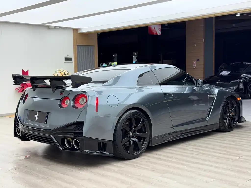 Nissan GT-R 2010 3.8T Premium Edition