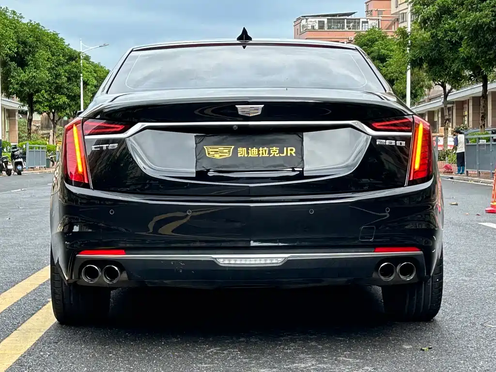 Cadillac CT6 — миниатюра 5