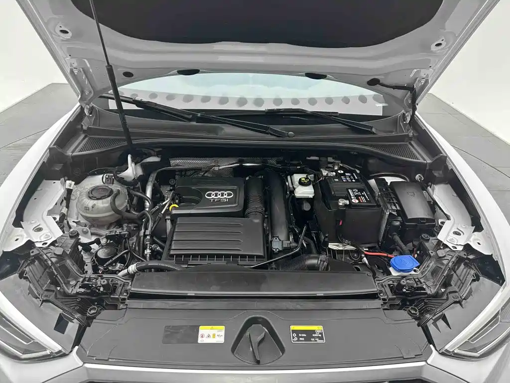 Audi Q3 Sportback 2022 — фото 20