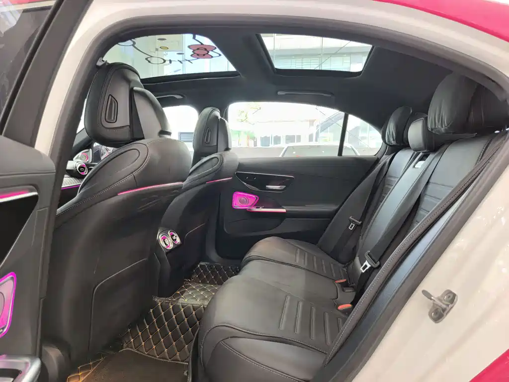 Mercedes-Benz C-Class — миниатюра 15