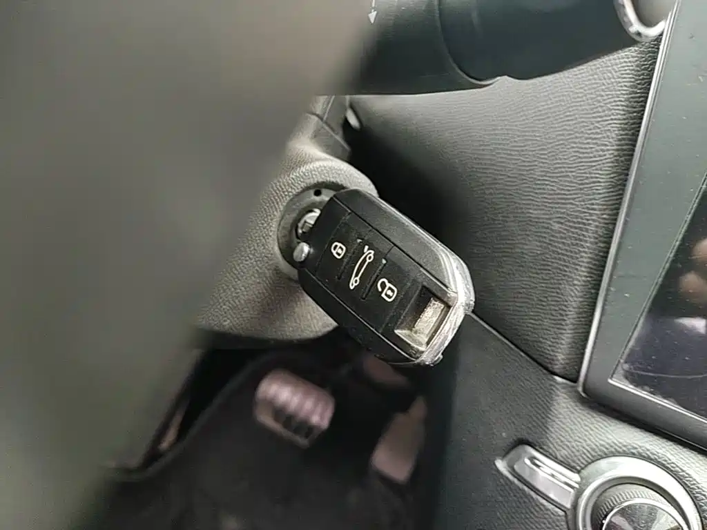 Peugeot 408 — миниатюра 9