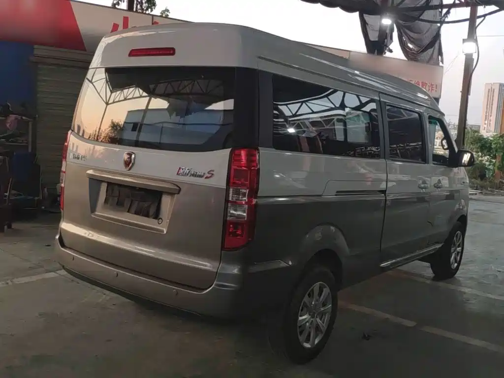 Jinbei Hiace S — миниатюра 7