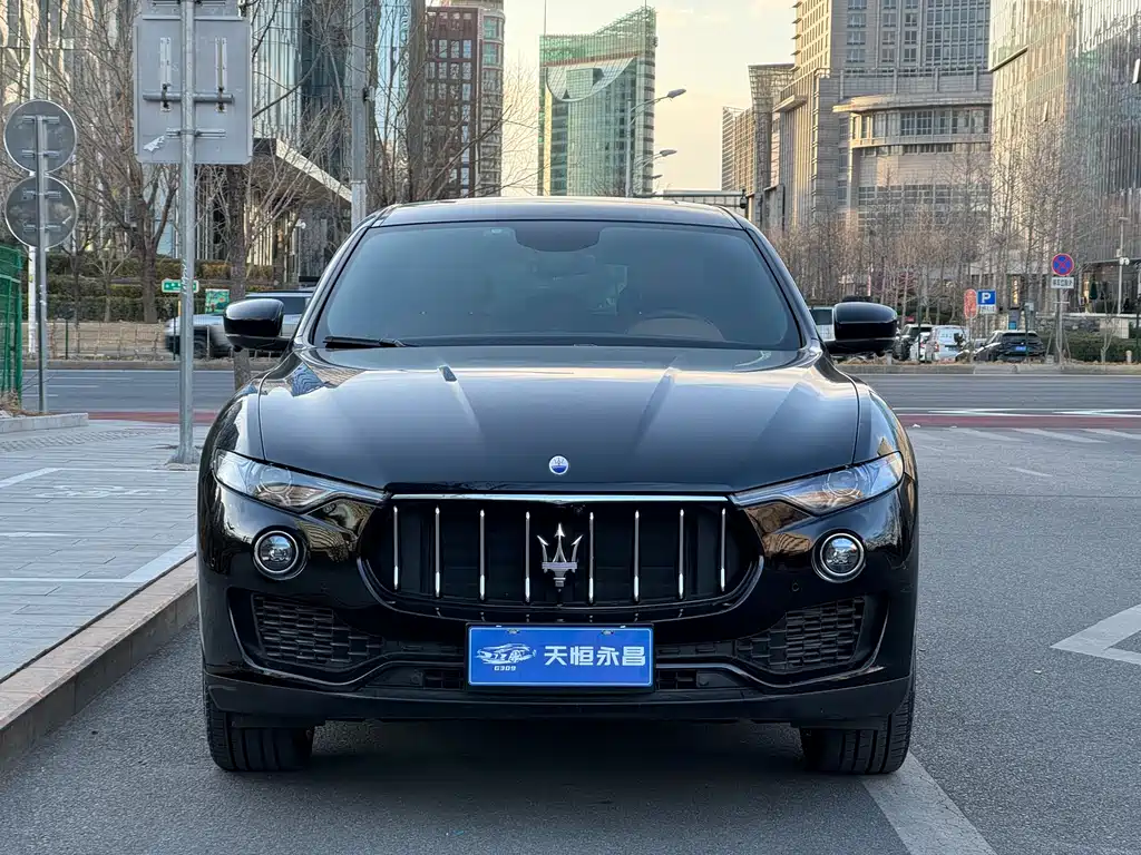 MASERATI LEVANTE