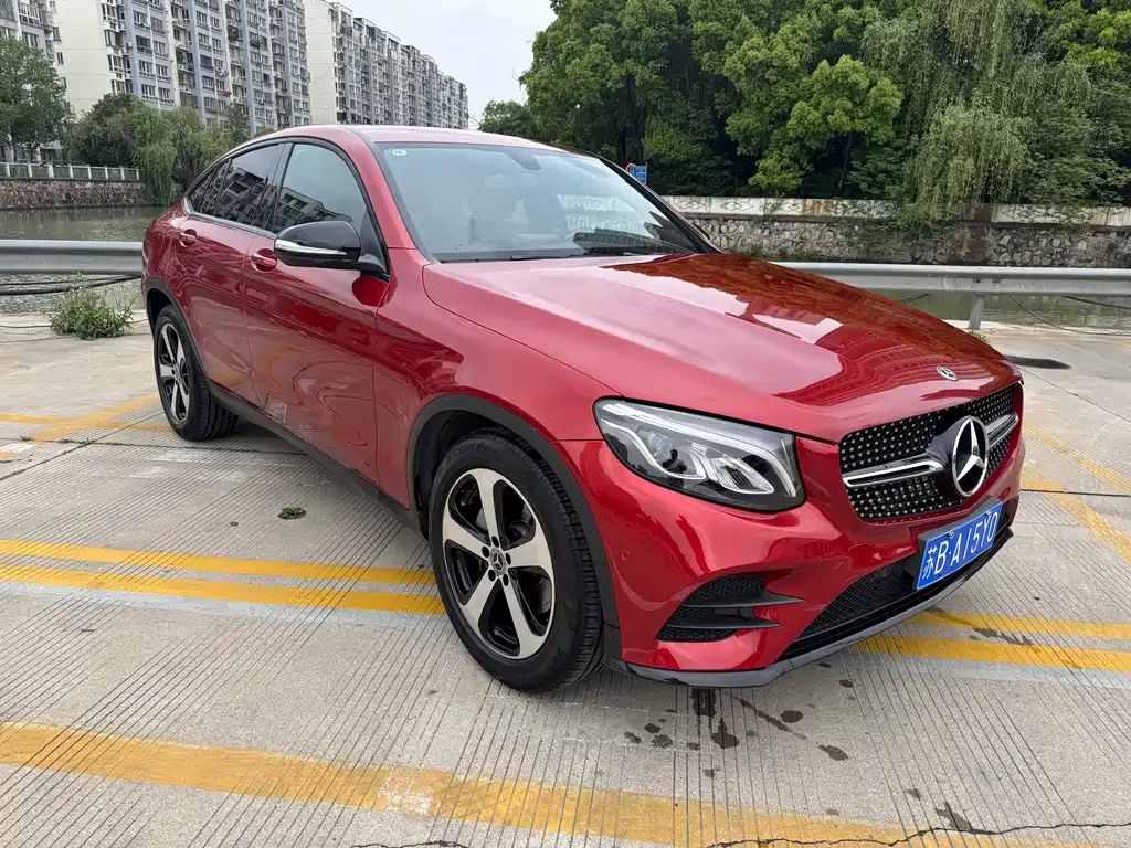 Mercedes-Benz GLC 2017 GLC 200 4MATIC SUV
