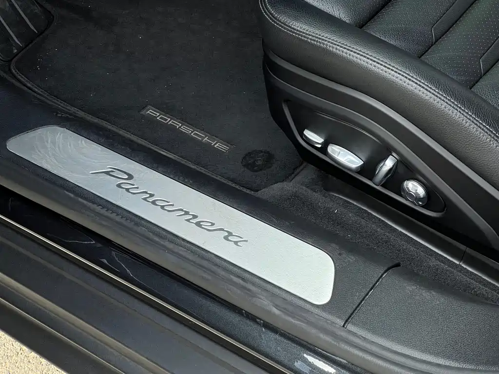 Porsche Panamera — миниатюра 23