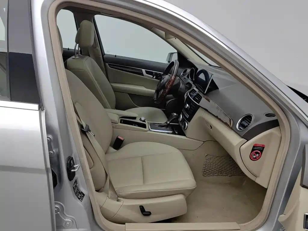 Mercedes-Benz C-Class — миниатюра 23