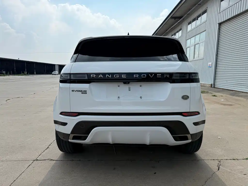 Land Rover Evoque PHEV — миниатюра 8