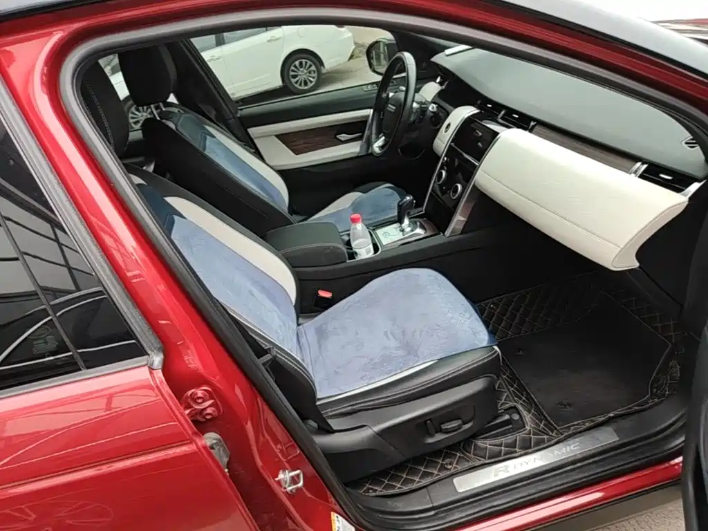 Land Rover Discovery Sport — миниатюра 25