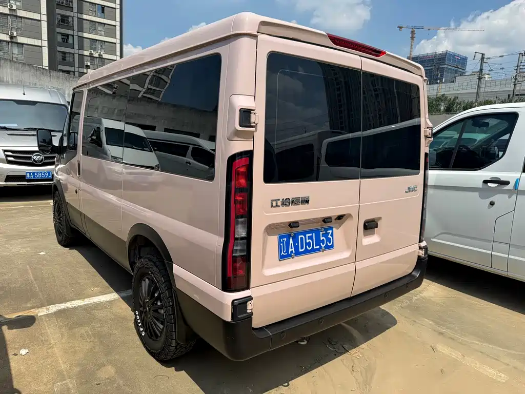 JMC JMC Fushun — миниатюра 9