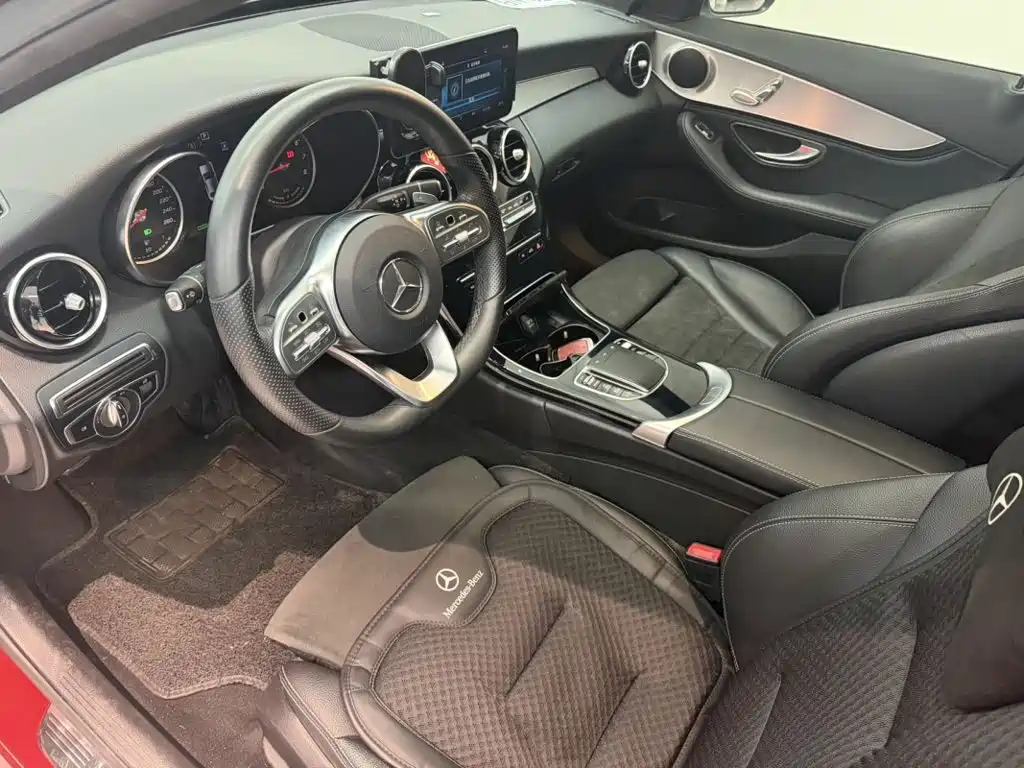 Mercedes-Benz C-Class — миниатюра 6
