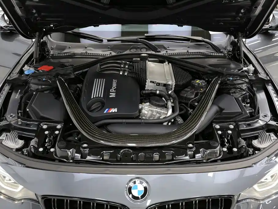 BMW M4 — миниатюра 29