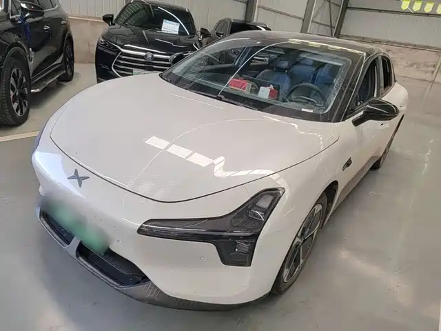 2025 Xpeng Mona M03