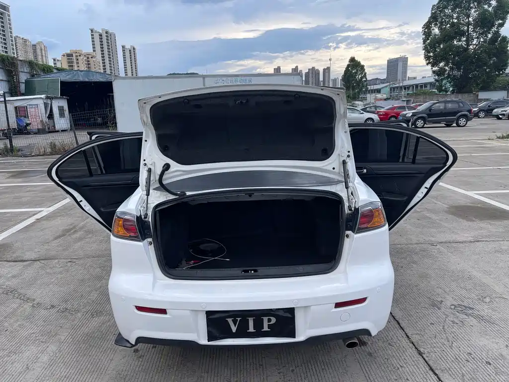 Mitsubishi Lancer EX — миниатюра 14