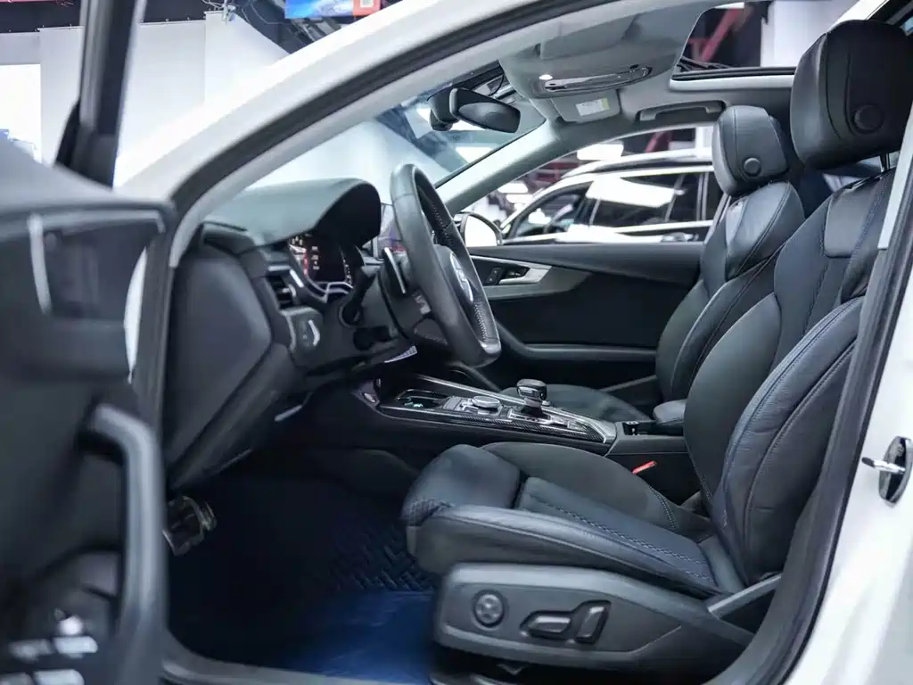 Audi A4L 2018 30 40 TFSI Sport