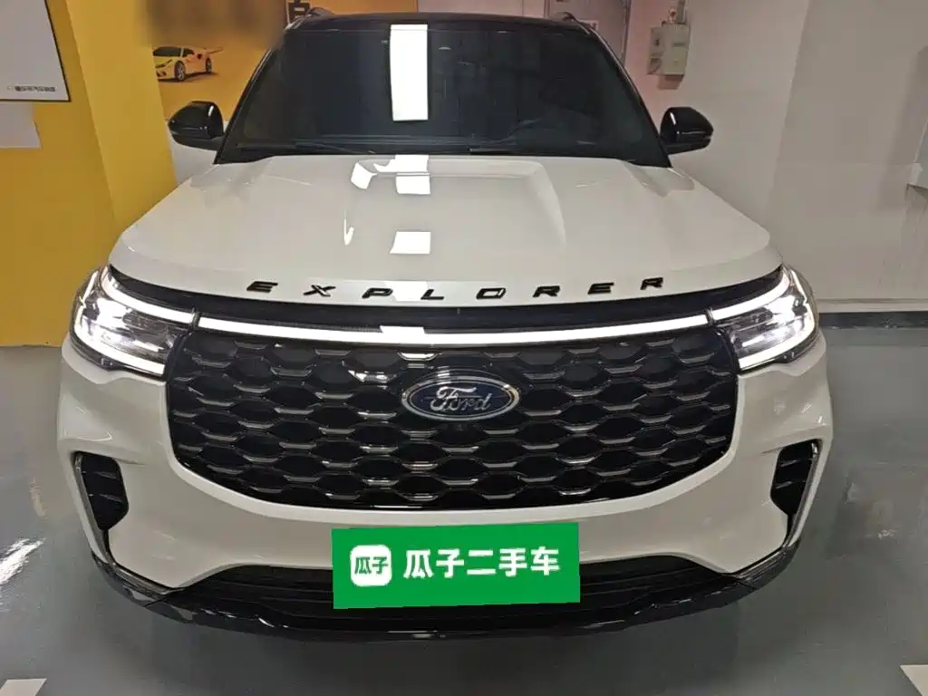 Ford Explorer — миниатюра 3