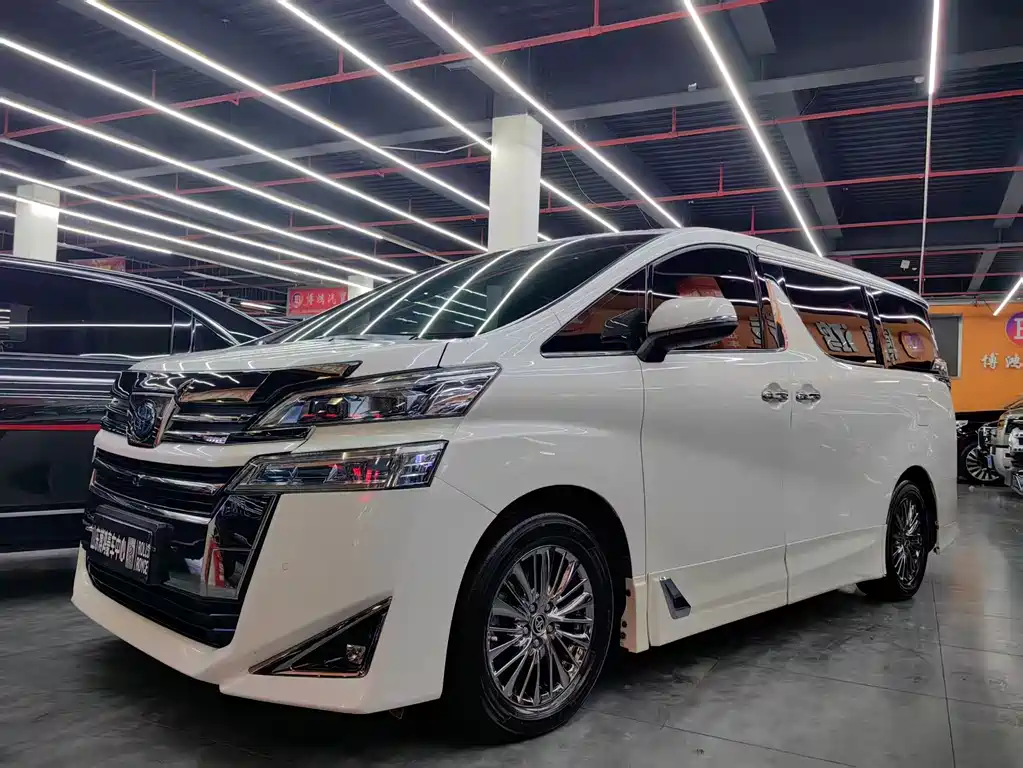 Toyota Vellfire 2019