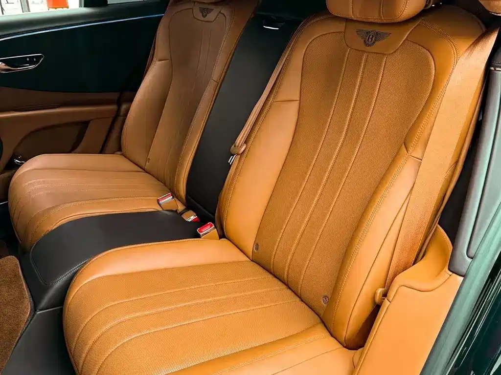 Bentley Flying Spur — миниатюра 27