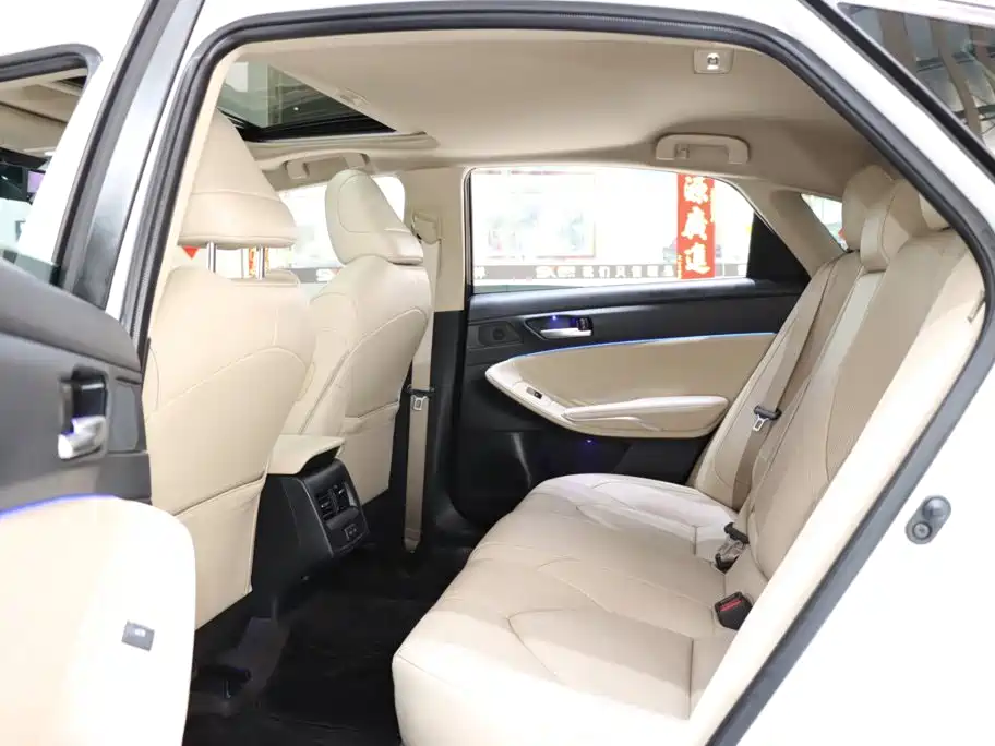 Toyota Avalon — миниатюра 11