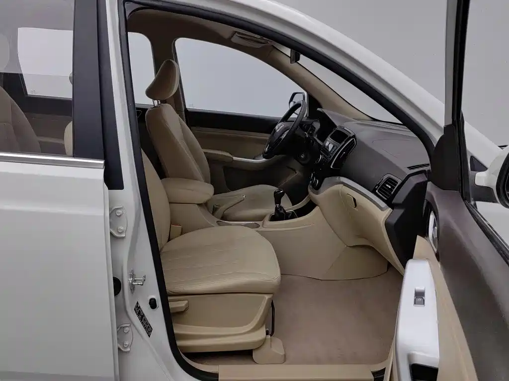 Baojun 730 — миниатюра 23