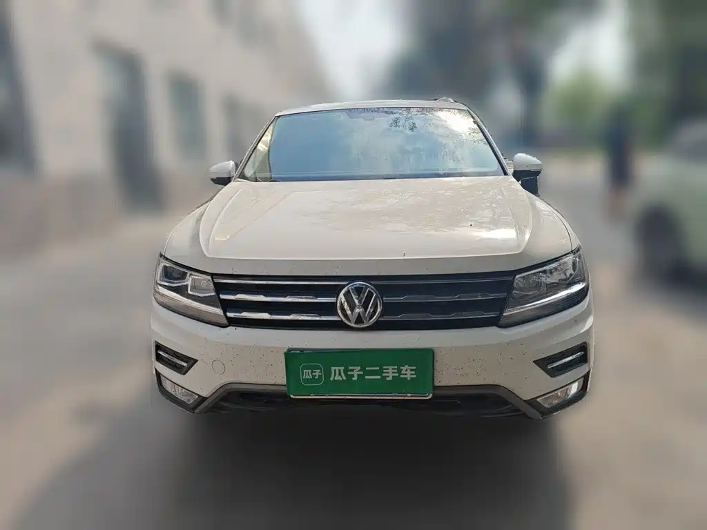 Volkswagen Tiguan L — миниатюра 2